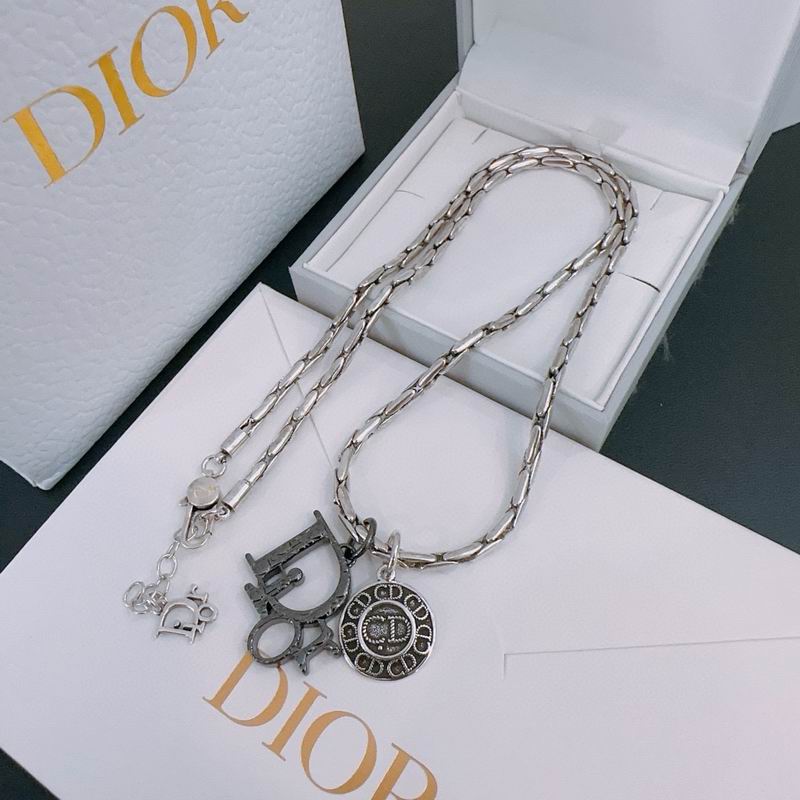 Dior Necklace 06lyr619